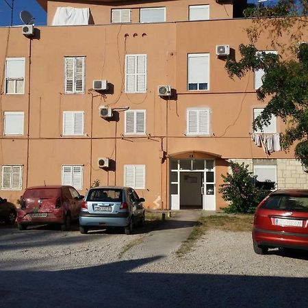 Apartment Lily Zadar Eksteriør billede
