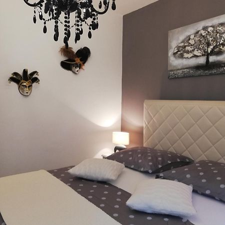 Apartment Lily Zadar Eksteriør billede